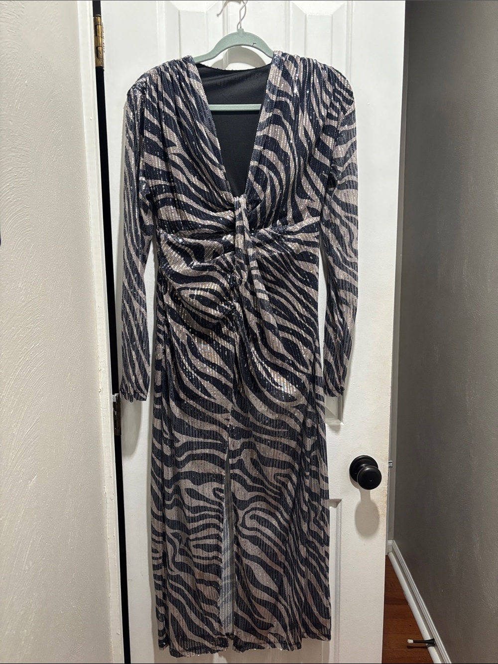 Women’s Black and Silver Zebra Print Sequin Long Sleeve Dress
